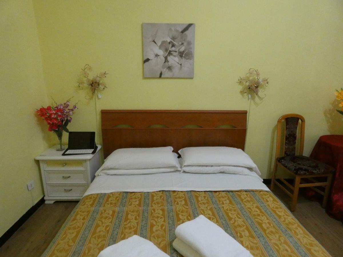 Sunlight Guest House Rome Bagian luar foto