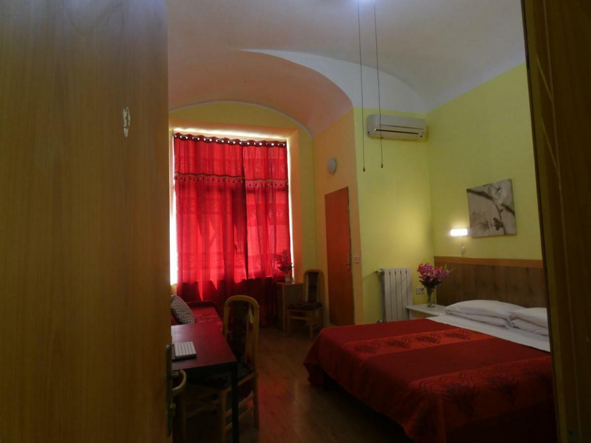 Sunlight Guest House Rome Bagian luar foto